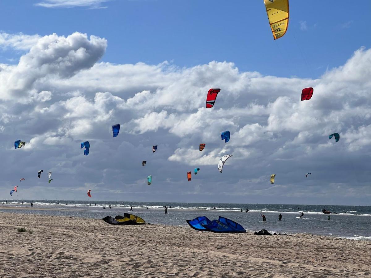 Etoile Aan Zee Hotell Vrouwenpolder Eksteriør bilde
