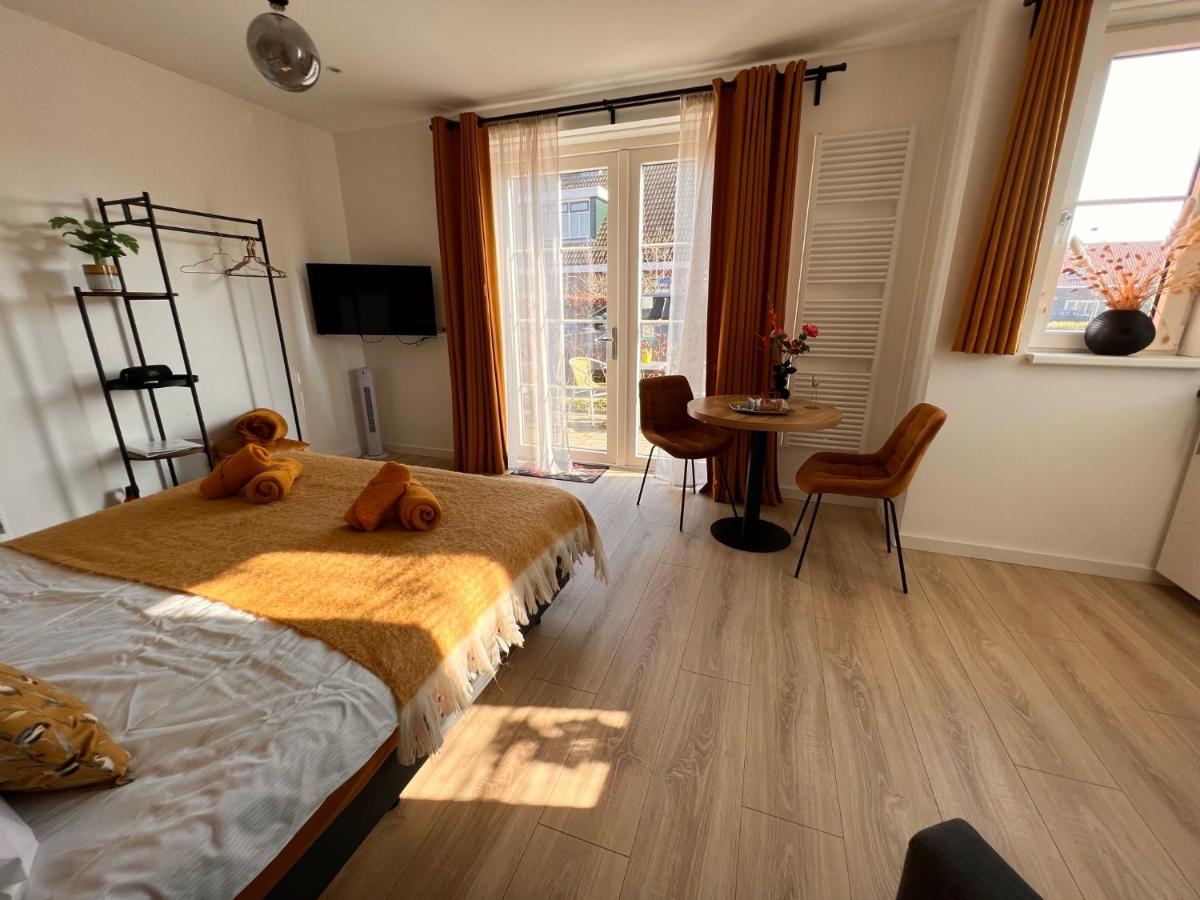 Etoile Aan Zee Hotell Vrouwenpolder Eksteriør bilde